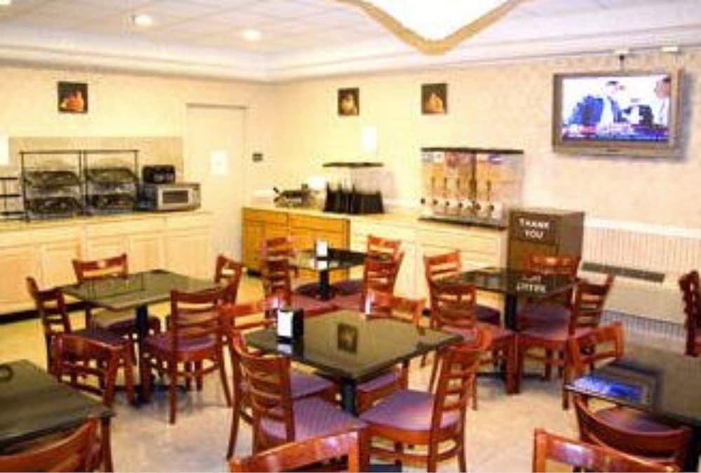 Ramada By Wyndham 3*